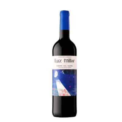 Bottle of Luz Millar Roble Red Wine by Bodegas Lleiroso, Ribera del Duero, Spanish vegetarian red wine 75cl